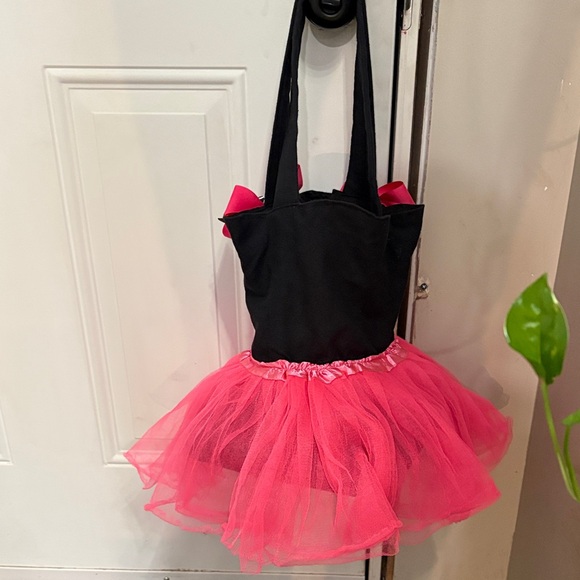 Black & Hot Pink Tulle Tutu Dress BAG for Kids - Decorative Bow Bodice - Picture 2 of 6